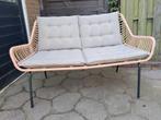Rotan(look) bankje, Huis en Inrichting, Banken | Bankstellen, Ophalen, Zo goed als nieuw, Tweepersoons, Minder dan 150 cm