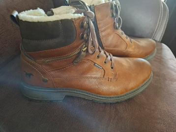 Mustang  heren schoenen 43 beschikbaar voor biedingen