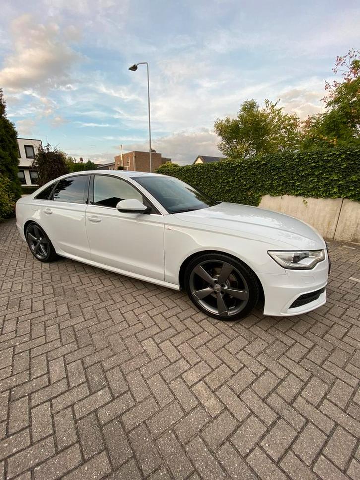 Audi A6 2.8 FSI S-tronic 2011 | S-line | Rotorvelgen | Bose, Auto's, Audi, Bedrijf, A6, ABS, Achteruitrijcamera, Adaptieve lichten