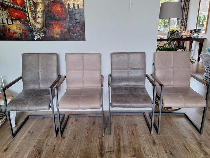 4 leren eetkamerstoelen, Huis en Inrichting, Stoelen, Gebruikt, Vier, Leer, Metaal, Grijs, Ophalen