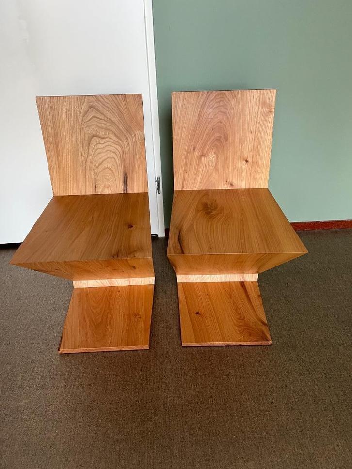 Zigzagstoel Zig zag stoel naar model Rietveld, Huis en Inrichting, Stoelen, Zo goed als nieuw, Twee, Hout, Bruin, Ophalen