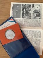 Herdenkingsmunt + Boekje 40 jaar bevrijding, Postzegels en Munten, Munten | Nederland, Overige waardes, Ophalen, Vóór koninkrijk