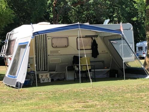kip 40t deluxe, Caravans en Kamperen, Caravans, Particulier, tot en met 3, 750 - 1000 kg, Standaardzit, Kip, 2 aparte bedden, Dwarsbed