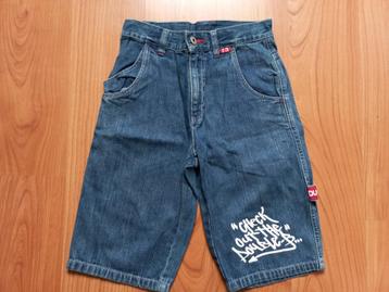 H&M stoere 3/4 spijkerbroek met opdruk tekst maat 140 jongen beschikbaar voor biedingen