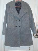 Grijze lange dames jas., Kleding | Dames, Ophalen of Verzenden, Gedragen, Maat 46/48 (XL) of groter, Grijs