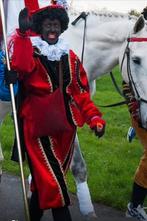 Luxe pietenpak rood, Diversen, Sinterklaas, Ophalen of Verzenden, Zo goed als nieuw