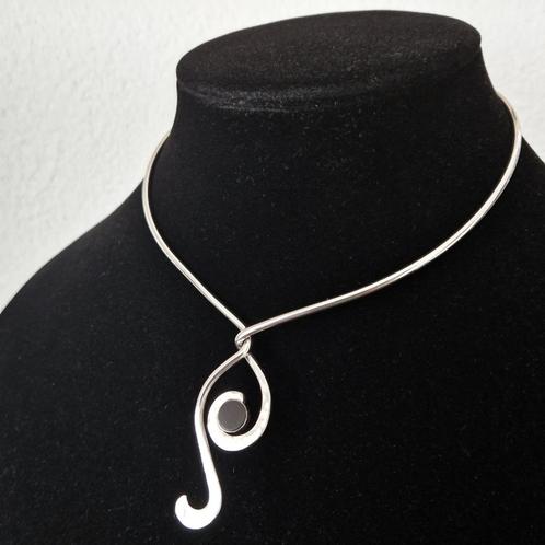 Zilveren spang met onyx van ALTON Zweden uit 1976, Sieraden, Tassen en Uiterlijk, Antieke sieraden, Ketting, Zilver, Met edelsteen