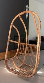 Hangstoel Hidde - rotan Leen Bakker, Huis en Inrichting, Stoelen, Ophalen, Gebruikt, Riet of Rotan, Eén