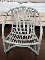 Grijze rotan stoel voor kinderen, Kinderen en Baby's, Kinderkamer | Tafels en Stoelen, Ophalen of Verzenden, Zo goed als nieuw