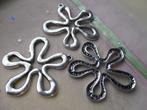 073/ partij metalen bloem hangers, Ophalen of Verzenden, Nieuw, Hanger