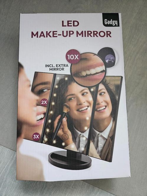 Make-up spiegel met ledverlichting - NIEUW, Sieraden, Tassen en Uiterlijk, Uiterlijk | Cosmetica en Make-up, Nieuw, Toebehoren
