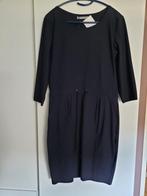 Nieuw, prachtig jurkje van travelstof, maat S, Zwart, Nieuw, Ophalen of Verzenden, Maat 36 (S)
