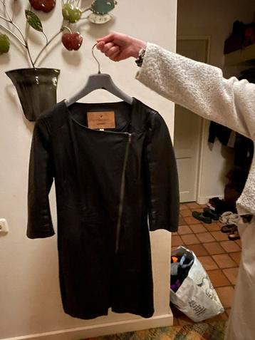 GOOSECRAFT mooie chique donkerblauw jurk 38 ( niet gerekt) beschikbaar voor biedingen