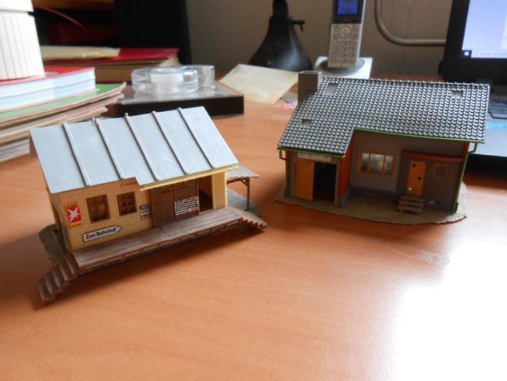 modelspoor HO goederenoverslag en winkelpand, Hobby en Vrije tijd, Modeltreinen | H0, Gebruikt, Brug, Tunnel of Gebouw, Gelijkstroom of Wisselstroom