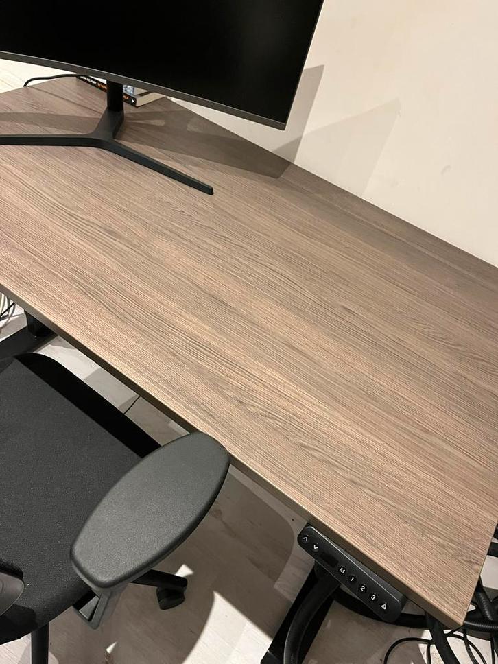 Elektrisch Zit Sta Bureau 140x80cm, Huis en Inrichting, Bureaus, Zo goed als nieuw, Stabureau, Elektrisch, Ophalen