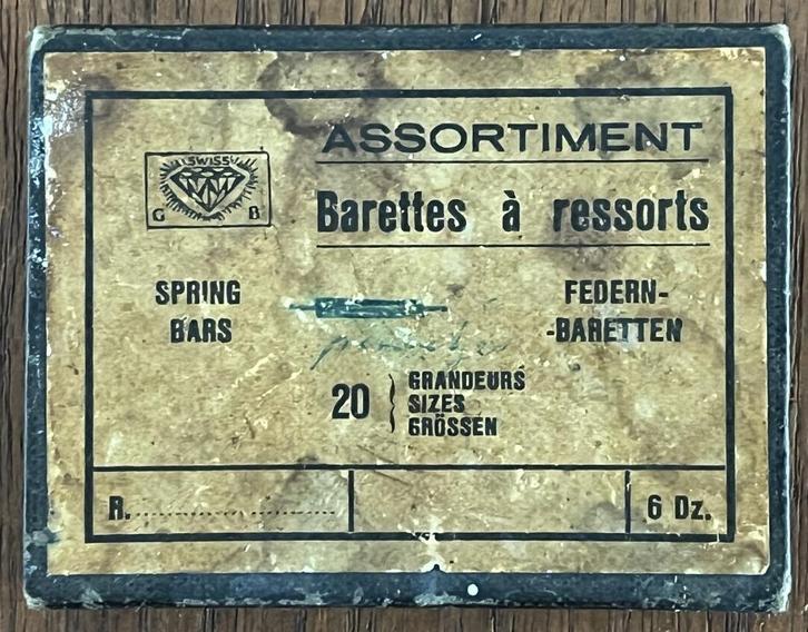 Horloge onderdelen - Pushpins - Antiek, Antiek en Kunst, Antiek | Gereedschap en Instrumenten, Ophalen of Verzenden