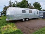 Airstream Ambassador met NL kenteken, Caravans en Kamperen, Overige merken, Particulier, Rondzit, 8 meter en meer