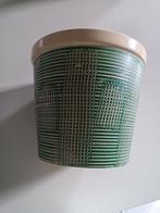 Green painted flowerpot, Ophalen, Kunststof, Rond, Minder dan 40 cm