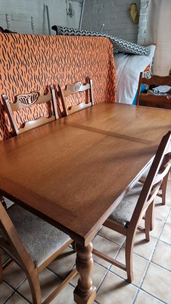 Houten Uitschuiftafel met 6 Stoelen, Huis en Inrichting, Complete eetkamers, Gebruikt, 6 tot 8 stoelen, Ophalen of Verzenden