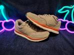 Nike Safari Cobblestone, Ophalen of Verzenden, Gedragen, Overige kleuren