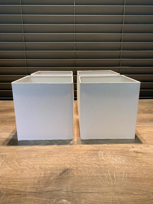 Vierkante lampenkappen wit van Stout verlichting 5 x nieuw, Huis en Inrichting, Lampen | Lampenkappen, Nieuw, Minder dan 25 cm