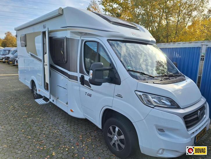 Carado T448 130 PK EURO 5 -XL APARTE BEDDEN+HEFBED, Caravans en Kamperen, Campers, tot en met 4, Half-integraal, Carado, Fiat