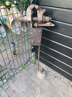 bankschroef, Ophalen