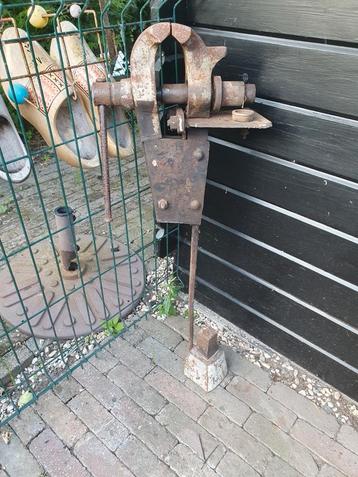bankschroef  beschikbaar voor biedingen