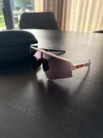 Oakley Zonnebril Sutro - Zo goed als nieuw!, Zonnebril, Wit, Ophalen of Verzenden, Zo goed als nieuw