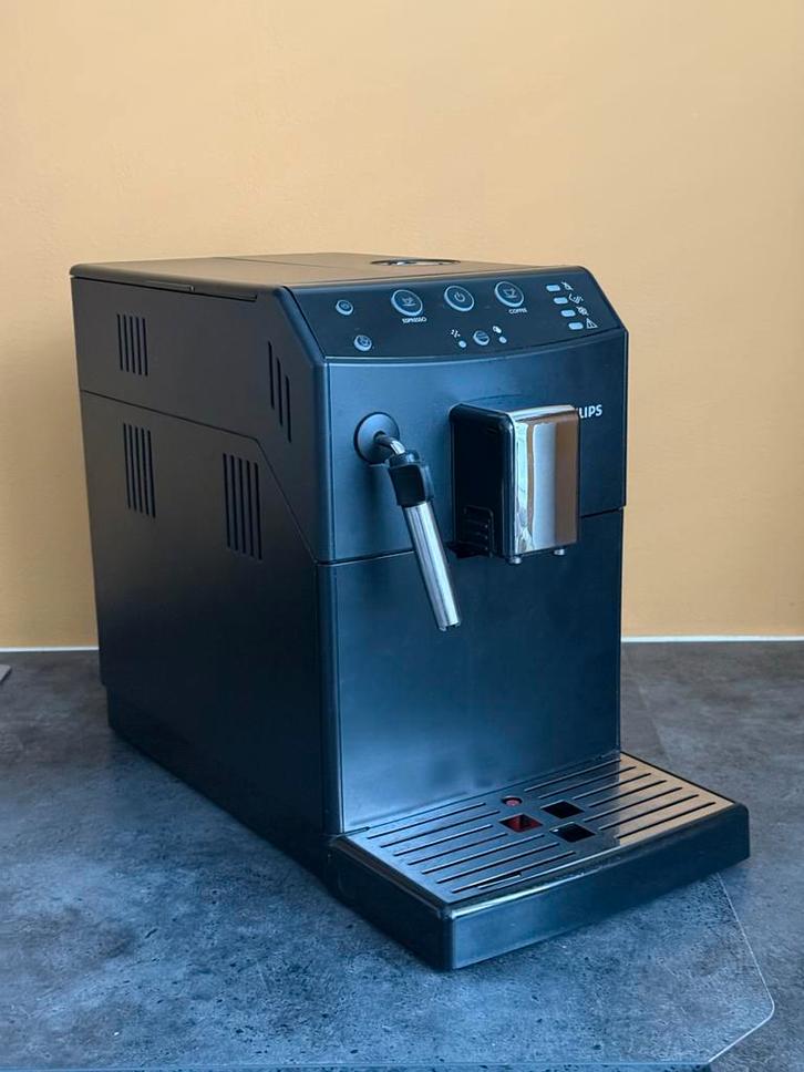 Philips HD8821 Volautomaat met Melkopschuimer, Witgoed en Apparatuur, Koffiezetapparaten, Gebruikt, Koffiebonen, Koffiemachine