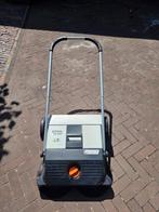 Tekoop Stihl KG 550 Mechanische Veegmachine, Tuin en Terras, Veegmachines, Ophalen of Verzenden, Zo goed als nieuw