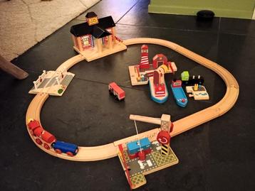 Bigjigs Houten Treinbaan beschikbaar voor biedingen