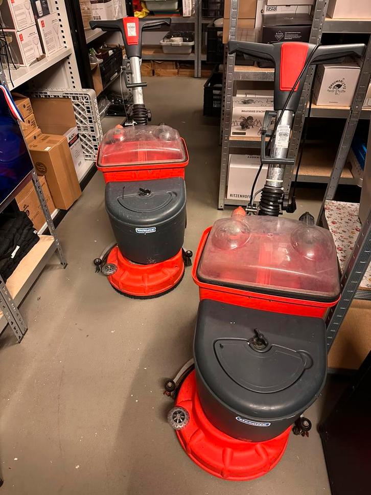 Cleanfix RA Schrob/zuig machines 1 werkt andere niet, Doe-het-zelf en Verbouw, Reinigingsmachines, Gebruikt, Schrobmachine, Ophalen of Verzenden