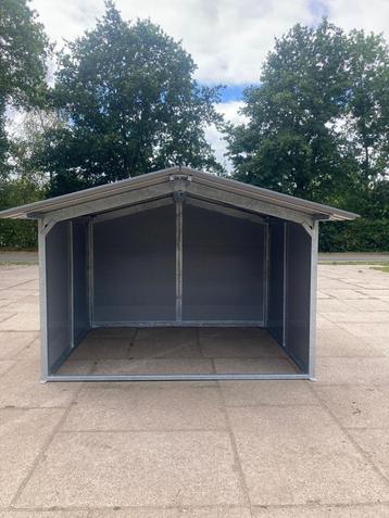 Mobiele stallen beschikbaar voor biedingen