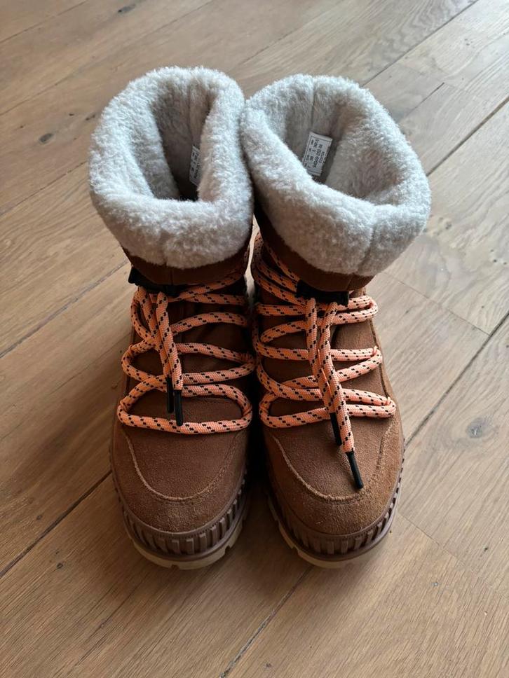 Pallashock Hiver Dear Brown Palladium, Kleding | Dames, Schoenen, Zo goed als nieuw, Bruin, Ophalen of Verzenden