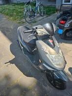 Kymco VP50 2017 geel kenteken, Fietsen en Brommers, Scooters | Kymco, Ophalen, Overige modellen, Maximaal 45 km/u, Zo goed als nieuw