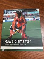 Boek: Ruwe Diamanten - Talentontwikkeling in de sport, Ophalen of Verzenden, Gelezen, Overige sporten