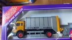 Siku 2931 Mercedes Benz Faun Vuilniswagen, Hobby en Vrije tijd, Modelauto's | 1:50, Ophalen of Verzenden, Zo goed als nieuw, Bus of Vrachtwagen