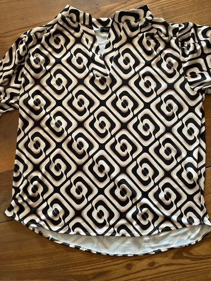 Top, shirt met print van Pescara. Maat M/38. Nieuw!, Kleding | Dames, Tops, Zo goed als nieuw, Maat 38/40 (M), Overige kleuren