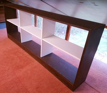 Boekenkast / Open Kast beschikbaar voor biedingen