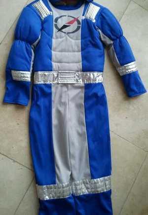 Power Ranger outfit mt 98 / 110, Ophalen of Verzenden, Gebruikt, 110 t/m 116, Jongen