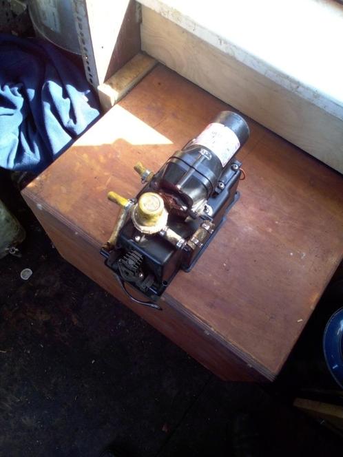 hydrofoor, Hobby en Vrije tijd, Overige Hobby en Vrije tijd, Gebruikt, Verzenden
