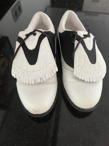 Dames golfschoenen maat 36 beschikbaar voor biedingen