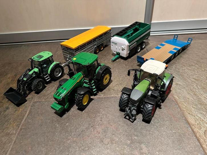 Diversen britains miniaturen, Hobby en Vrije tijd, Modelauto's | 1:32, Zo goed als nieuw, Tractor of Landbouw, Britains, Ophalen