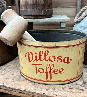 Oud winkelblik Villosa toffee geel met rood blik Duits ovaal beschikbaar voor biedingen