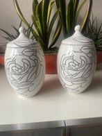 voorraadpot met reliëf, geglazuurd keramiek 26 cm hoog, Antiek en Kunst, Ophalen