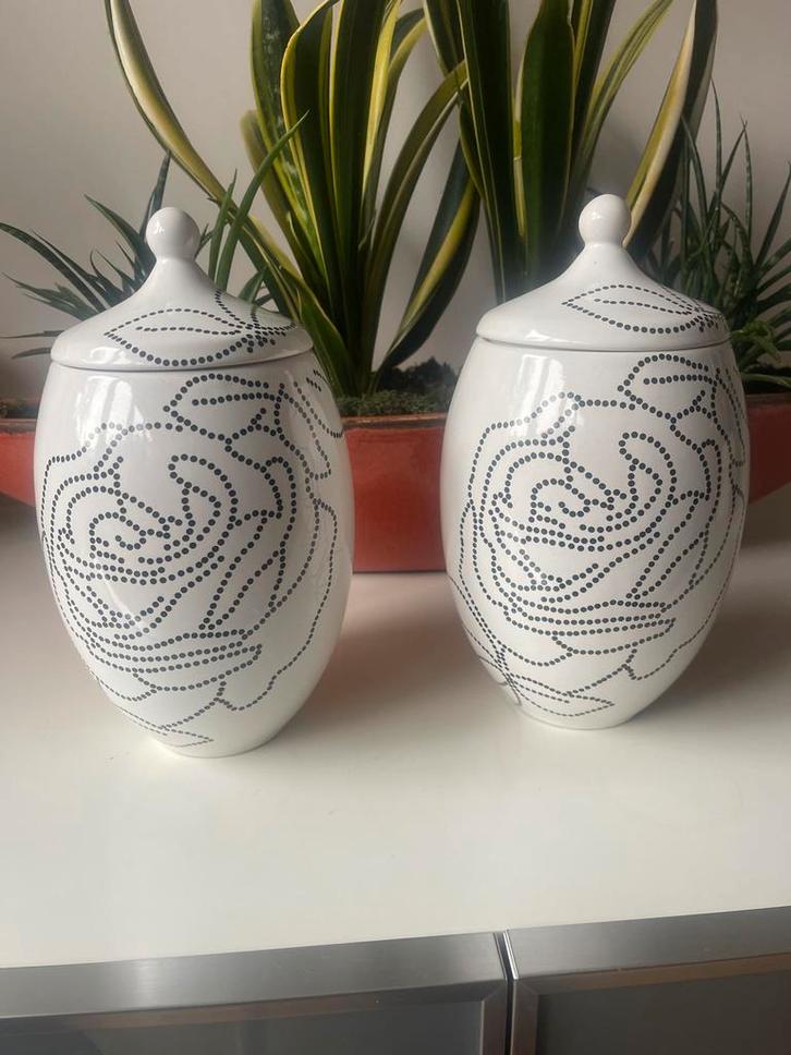 voorraadpot met reliëf, geglazuurd keramiek 26 cm hoog, Antiek en Kunst, Antiek | Keramiek en Aardewerk, Ophalen