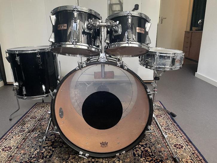 Yamaha drumstel gemaakt in Japan, Muziek en Instrumenten, Drumstellen en Slagwerk, Gebruikt, Yamaha, Ophalen