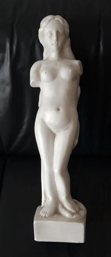 Beeld: Dame  52 cm beschikbaar voor biedingen