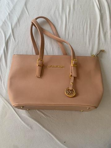 Roze michael kors (niet origineel) beschikbaar voor biedingen